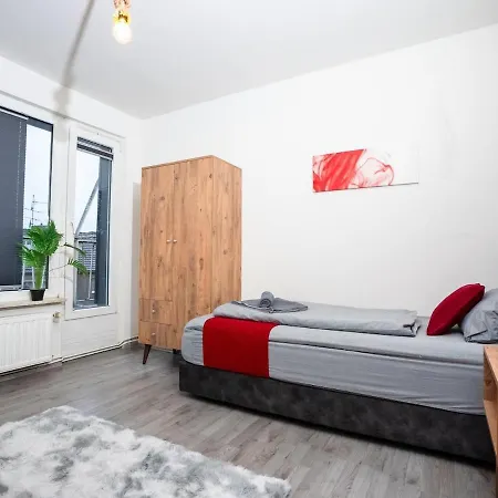Livemore24 - 1 In 24-7 Check-in Duisburg