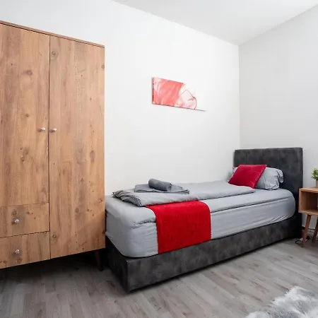 Livemore24 - 1 In 24-7 Check-in Apartment *