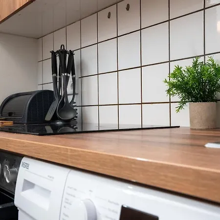 Livemore24 - 1 In 24-7 Check-in Apartment *